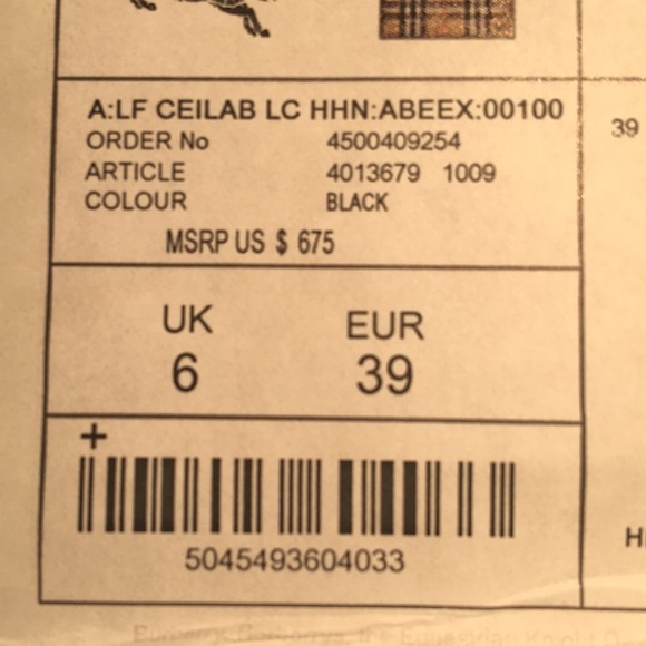 Burberry sandals. In Excellent condition. - Picture 7 of 8